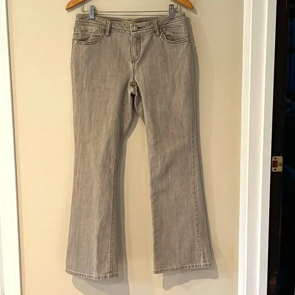CAbi Contempory Fit Gray Boot Cut Denim Jeans Size 10 - Picture 1 of 6